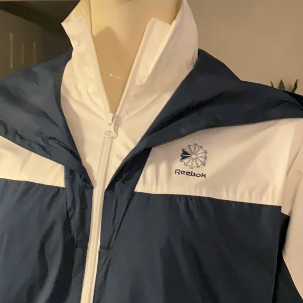 Reebok jacket - Picture 3 of 7